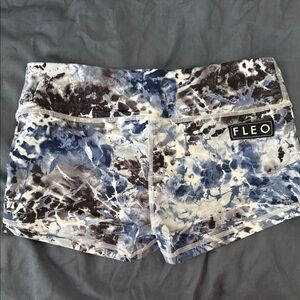 Fleo Women's Abstract Blue and Black Athletic Shorts